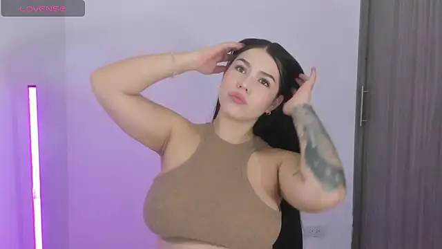 Natasha su  online show from March 7, 2026, 3:53 pm