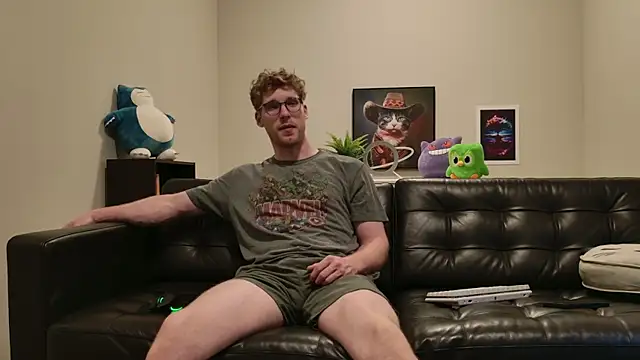 BlueEyedTallGuy94 online show from September 18, 2025, 1:40 am