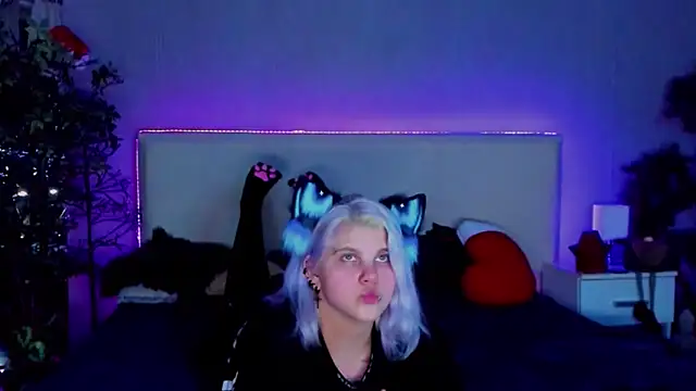 JoannLowe online show from January 7, 2025, 11:14 pm