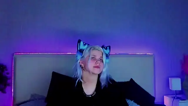 JoannLowe online show from February 15, 2025, 12:04 am