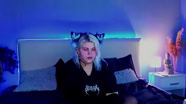 JoannLowe online show from March 17, 2025, 12:19 am