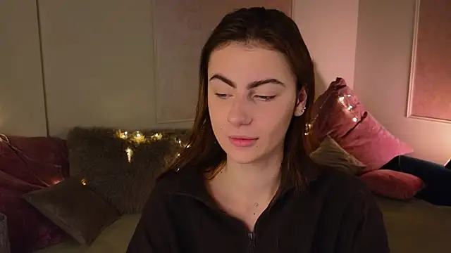 Snapshot of tomorrows_day chatting on November 26, 2025, 9:27 pm tomorrows day online show from November 26, 2025, 9:27 pm