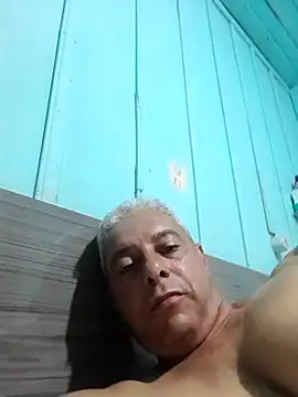 gordonunes online show from December 15, 2025, 8:40 am