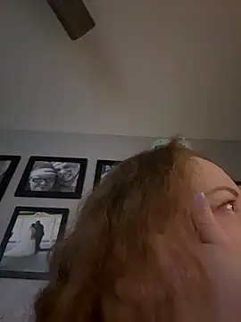 Snapshot of _GodessIsabella_97 chatting on November 17, 2025, 12:44 pm GodessIsabella 97 online show from November 17, 2025, 12:44 pm