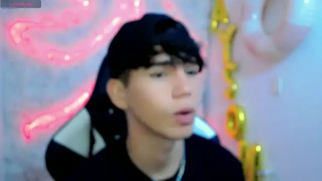 Tayson Rivers online show from October 1, 2025, 11:22 pm