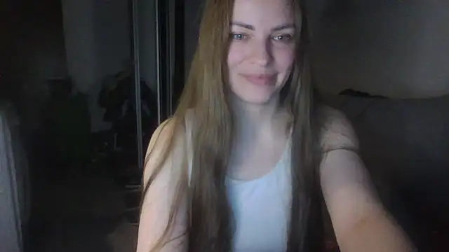 Snapshot of AnnaDiamond1 chatting on May 6, 2026, 9:20 pm AnnaDiamond1 online show from May 6, 2026, 9:20 pm