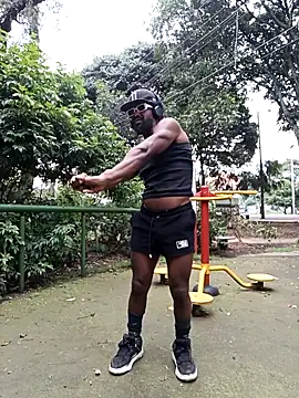 Siriss boyrag online show from March 27, 2026, 8:19 pm