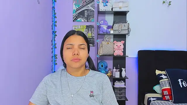 sara mendez2 online show from February 24, 2025, 3:42 pm