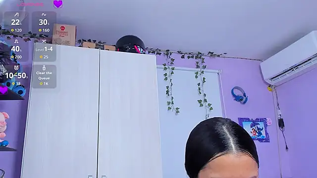 sara mendez2 online show from September 11, 2025, 11:27 pm