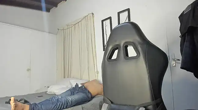 miguel hz online show from February 8, 2025, 4:14 am