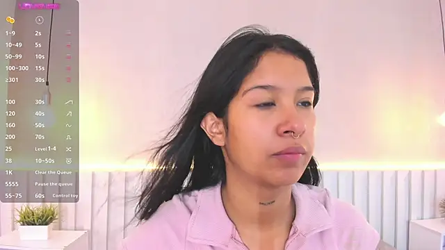 Aida moreno online show from February 25, 2025, 10:58 am