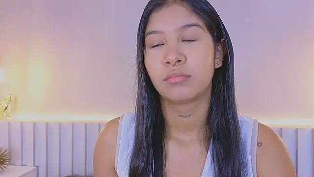 Aida moreno online show from December 19, 2025, 11:50 am