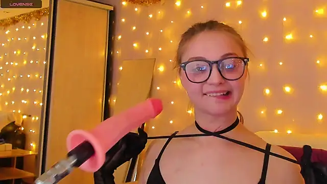 May Flower online show from January 11, 2025, 4:36 pm