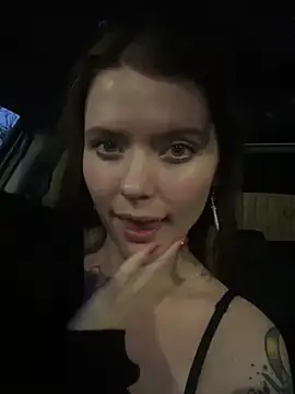 Ragdoll131 online show from March 4, 2025, 6:18 pm