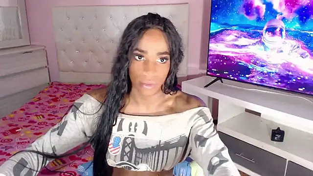 DannaDocell online show from February 10, 2025, 11:23 pm