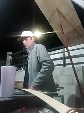 Snapshot of kevinsito1 chatting on April 4, 2026, 10:24 am kevinsito1 online show from April 4, 2026, 10:24 am