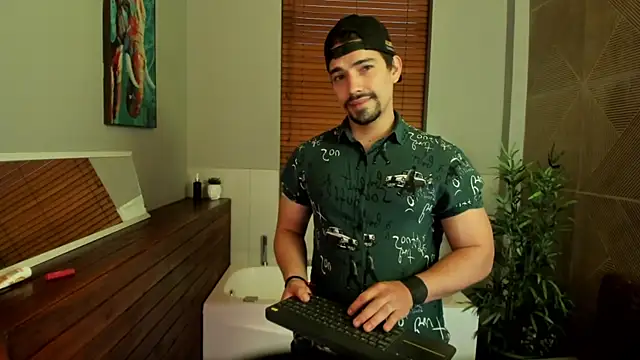 Ian Daviz online show from October 15, 2025, 11:54 am