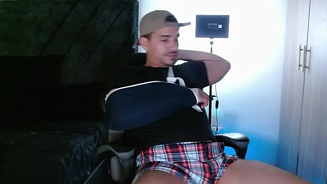 Ian Daviz online show from April 21, 2026, 2:51 am