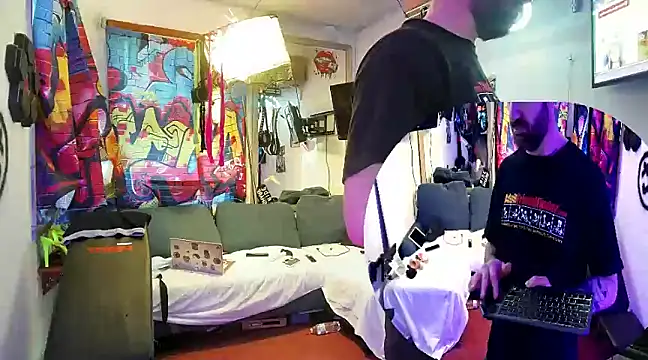 KRYZTALYNXXX online show from February 23, 2025, 11:44 am