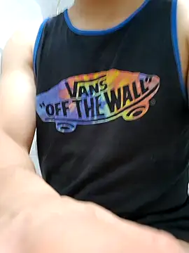 strokvic online show from February 28, 2025, 5:04 am