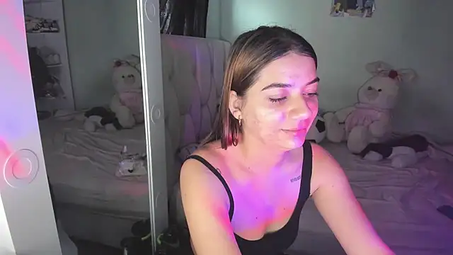 KittyKlum online show from March 27, 2026, 4:18 pm