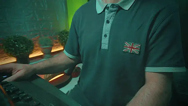 alex-volo online show from February 2, 2025, 1:12 am