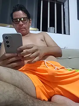 manuelmen211 online show from July 28, 2026, 4:41 am