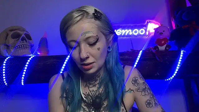 coyemoo online show from February 27, 2025, 10:48 am