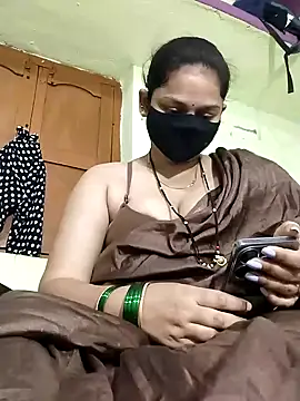 Snapshot of Kashish_18 chatting on April 20, 2026, 12:08 pm Kashish 18 online show from April 20, 2026, 12:08 pm