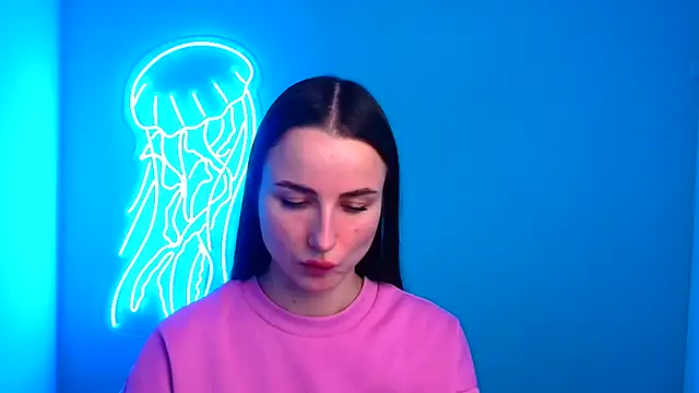 Eva Janee online show from December 12, 2024, 4:10 pm