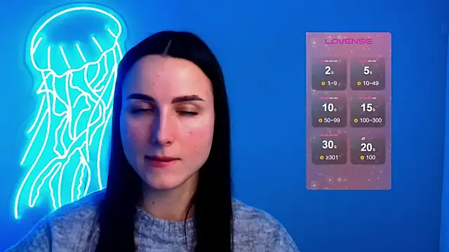 Eva Janee online show from January 13, 2025, 12:24 pm