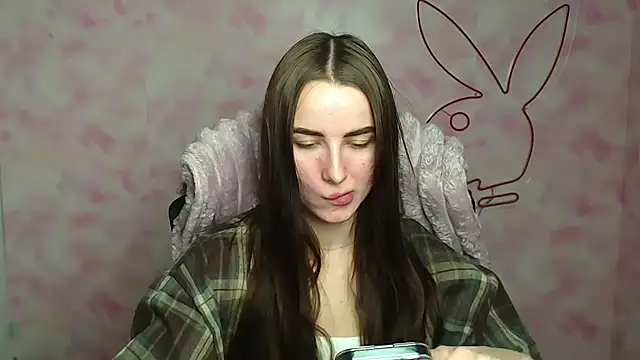 Snapshot of Eva_Janee chatting on March 6, 2026, 6:43 am Eva Janee online show from March 6, 2026, 6:43 am