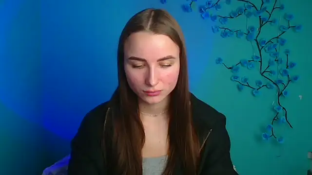 Eva Janee online show from April 7, 2026, 11:21 am