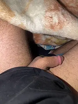 8SPICY-macro8 online show from March 4, 2026, 6:41 am