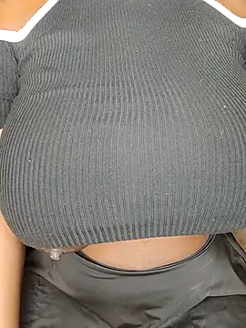 BlackJaguar30 online show from October 4, 2025, 5:44 pm