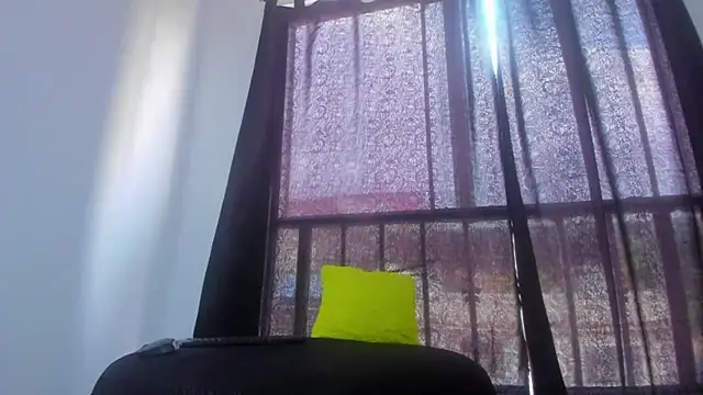 FernandaClar online show from March 10, 2025, 9:29 pm