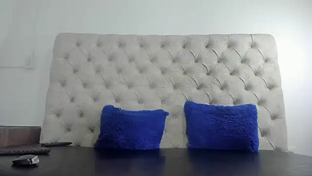 FernandaClar online show from March 12, 2025, 4:46 pm