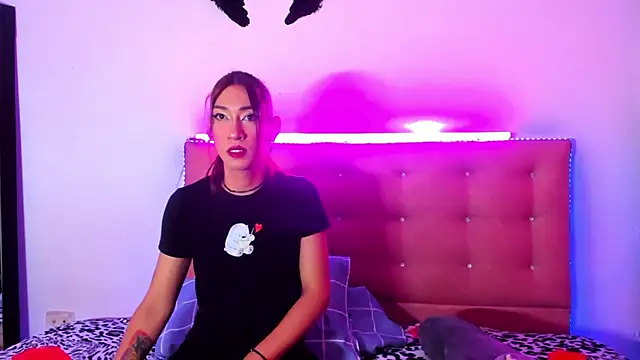 khandyzBlum online show from January 20, 2025, 2:57 pm