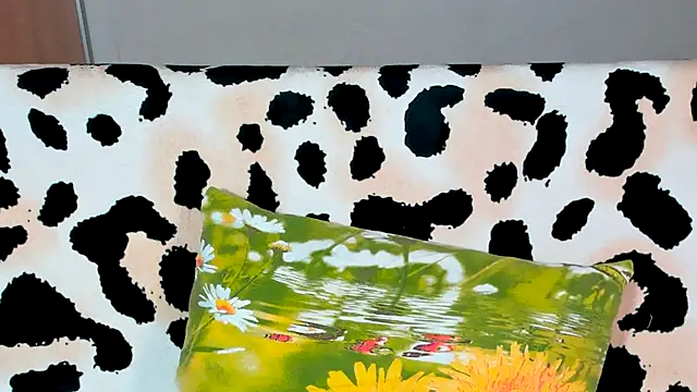 VeronikaKissuchi online show from February 13, 2025, 7:21 pm