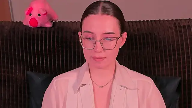 VeronikaKissuchi online show from March 13, 2025, 1:21 am