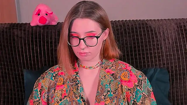 VeronikaKissuchi online show from March 14, 2025, 6:21 am