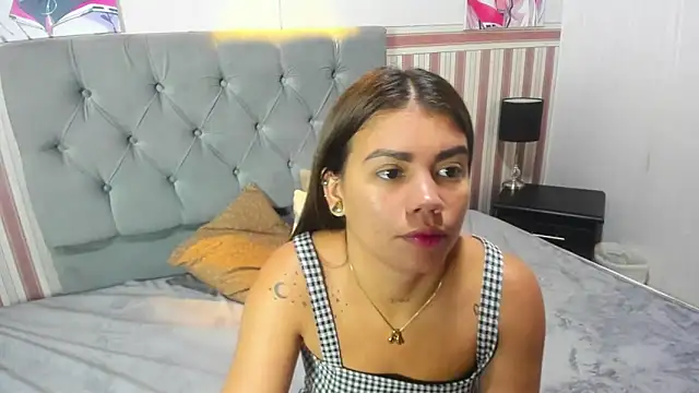 Gissel Angel online show from March 22, 2025, 11:42 pm