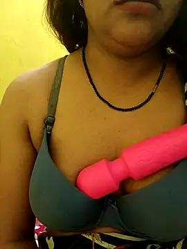 Snapshot of Sexyranibhabhi chatting on February 25, 2025, 5:52 am Sexyranibhabhi online show from February 25, 2025, 5:52 am