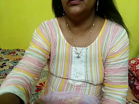 Snapshot of Sexyranibhabhi chatting on October 21, 2025, 3:35 pm Sexyranibhabhi online show from October 21, 2025, 3:35 pm