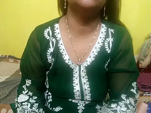 Snapshot of Sexyranibhabhi chatting on October 25, 2025, 1:51 pm Sexyranibhabhi online show from October 25, 2025, 1:51 pm