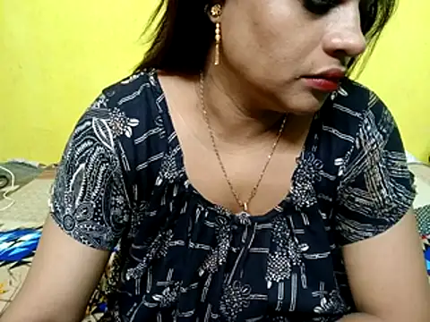 Snapshot of Sexyranibhabhi chatting on October 28, 2025, 2:15 am Sexyranibhabhi online show from October 28, 2025, 2:15 am