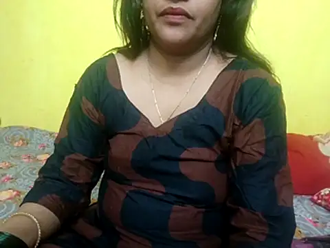 Snapshot of Sexyranibhabhi chatting on November 29, 2025, 2:53 pm Sexyranibhabhi online show from November 29, 2025, 2:53 pm