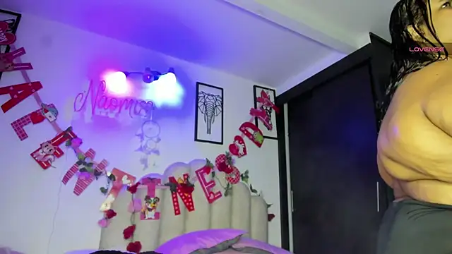 NaomiAsha online show from February 25, 2025, 11:33 pm