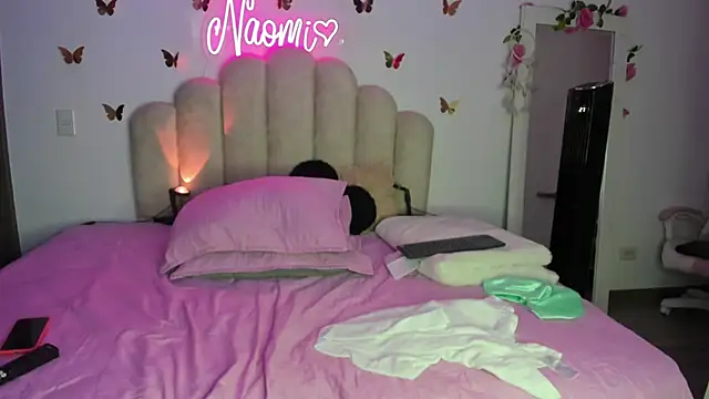 NaomiAsha online show from September 9, 2025, 12:10 am