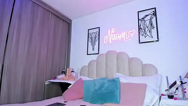 NaomiAsha online show from March 28, 2026, 8:30 pm